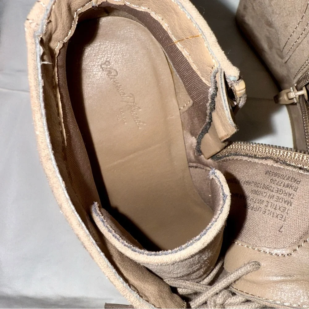 Women's Tan Taupe Faux Suede Lace-up Wedge Ankle Boots‎ Size 7